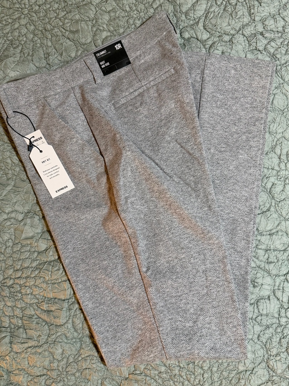 Express Women’s Light Gray Herringbone Knit Pants